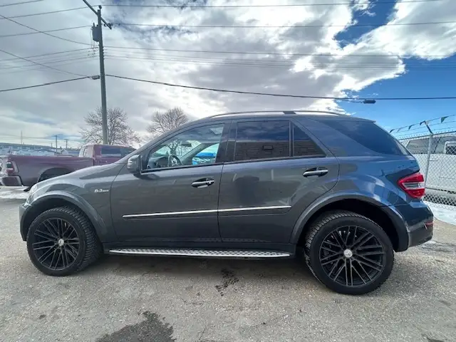 2011 Mercedes-Benz M-Class 4MATIC 4dr ML 63 AMG - Photo 8
