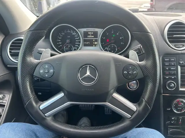 2011 Mercedes-Benz M-Class 4MATIC 4dr ML 63 AMG - Photo 10