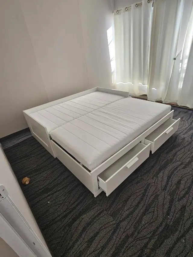 White Day Bed - Photo 3