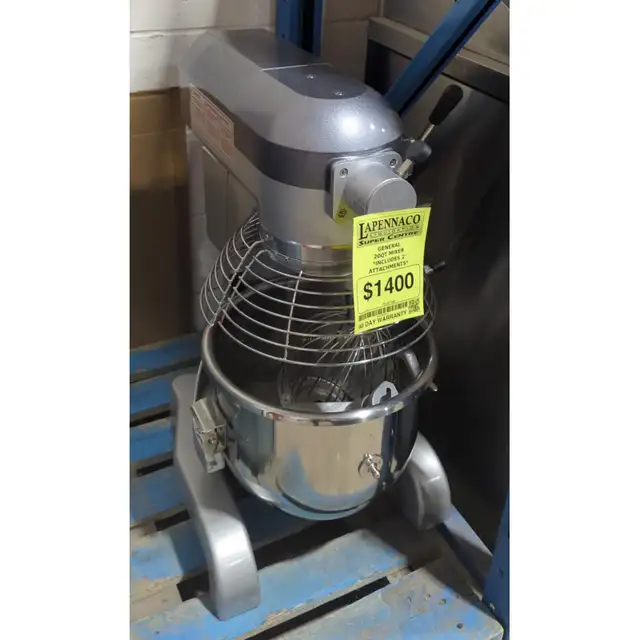 General Commercial 20qt Mixer INCLUDES 2 ATTACHMENTS - Photo 2