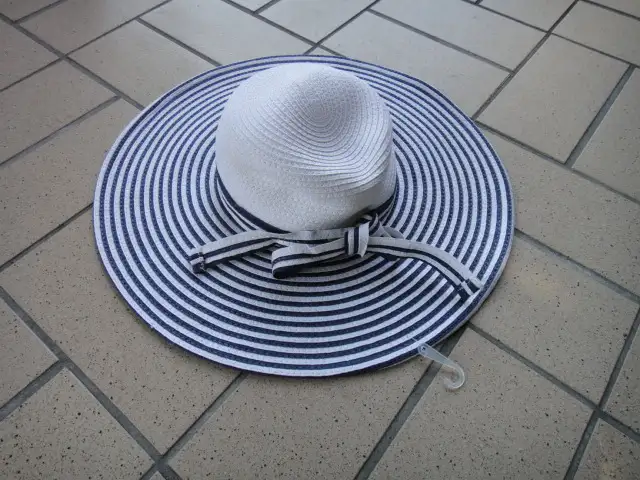 chapeau de plage