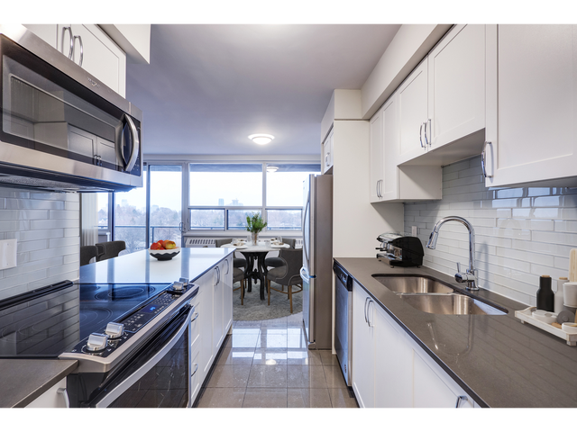 2 Bedroom Apartment for Rent - 3434 Eglinton Avenue East - Photo 3