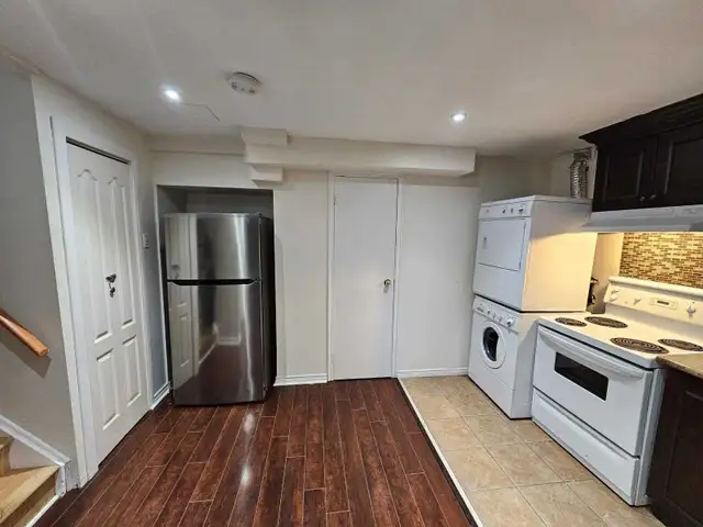 1 bedroom basement apartment - Photo 4