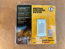 ONE NEW MOTION ACTIVATED SWITCHAS PICTUREDASKING ONLY 10.00 CA