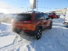 2015 Jeep Cherokee Trailhawk Heated Seats Rear Wiper 4WD - Photo 3