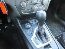 2015 Jeep Cherokee Trailhawk Heated Seats Rear Wiper 4WD - Photo 11