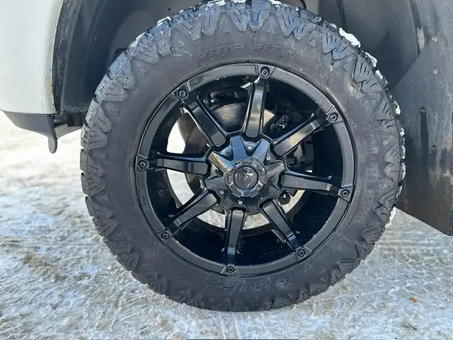 2017 RAM 2500 HD LARAMIE • 4WD • CREW CAB - Photo 9