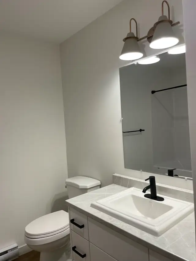 FOR RENT: 2 Bed Townhome Apartment in Wolfville May 2026 - Photo 10