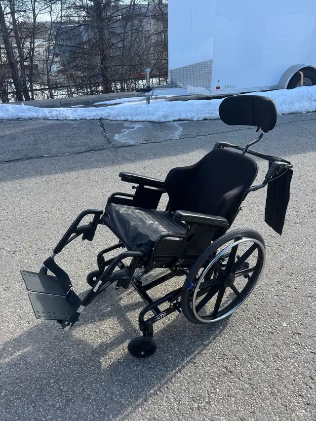 STP TILT WHEELCHAIR DELIVERY INCLUDED 18"
