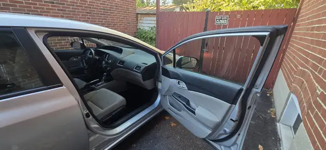 2014 Honda civic - Silver - Excellent condition - Photo 4