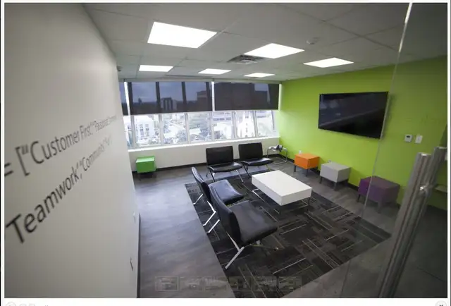Want an office to wow your client with amazing Niagara views? - Photo 3
