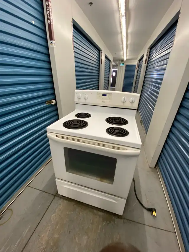 WHITE COIL STOVE - Photo 8