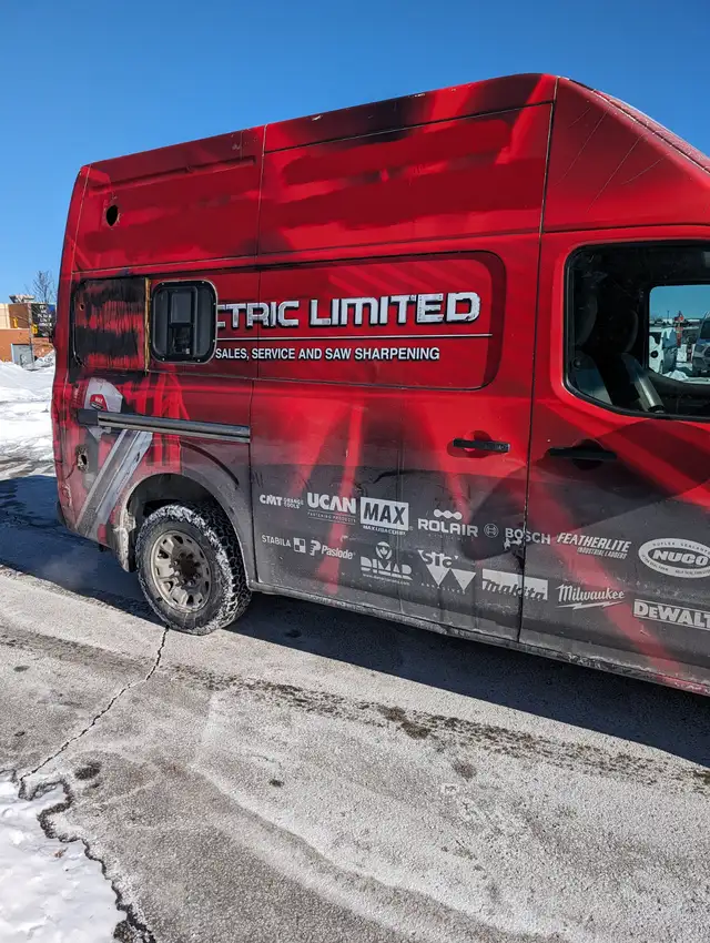 Driver with own van - Photo 3