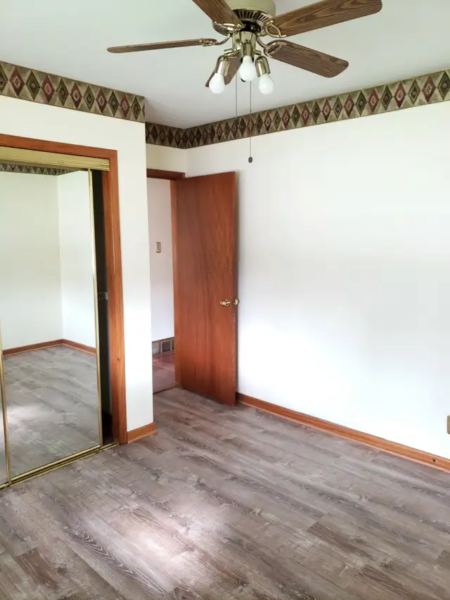 Looking to rent for student’s girls  only - Photo 5