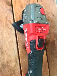 Milwaukee grinder 5" rapid stop