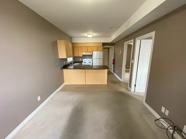 Charming 1 Bedroom in Thorold - Photo 2