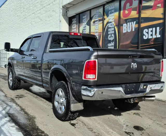 2014 Dodge ram 3500 laramie megacab - Photo 3