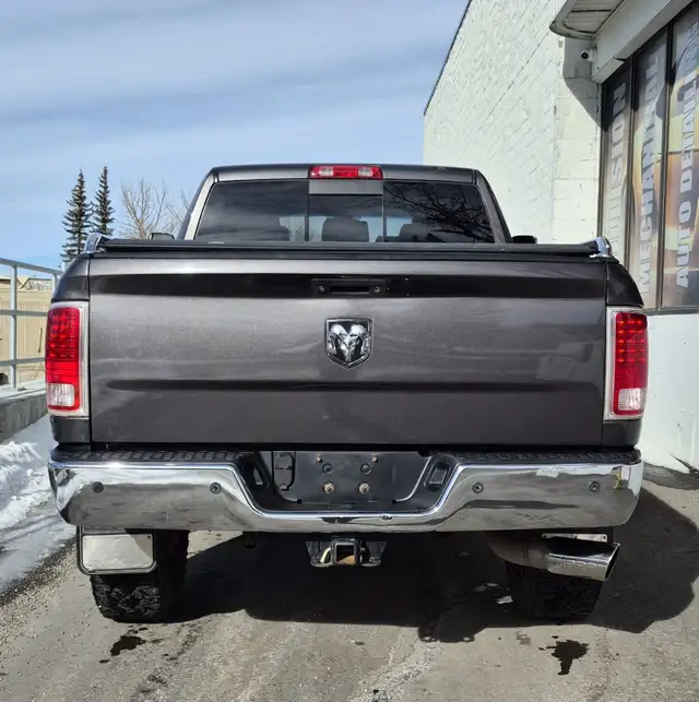 2014 Dodge ram 3500 laramie megacab - Photo 4
