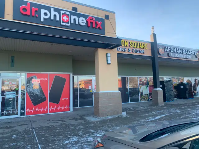 Preowned iPhone 12 PROMAX (256GB)only for$699 with 1YR warranty - Photo 10