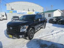 2018 Nissan Titan 5.6 PRO 4X Fog Lights Tonneau Cover 4WD