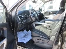 2018 Nissan Titan 5.6 PRO 4X Fog Lights Tonneau Cover 4WD - Photo 6