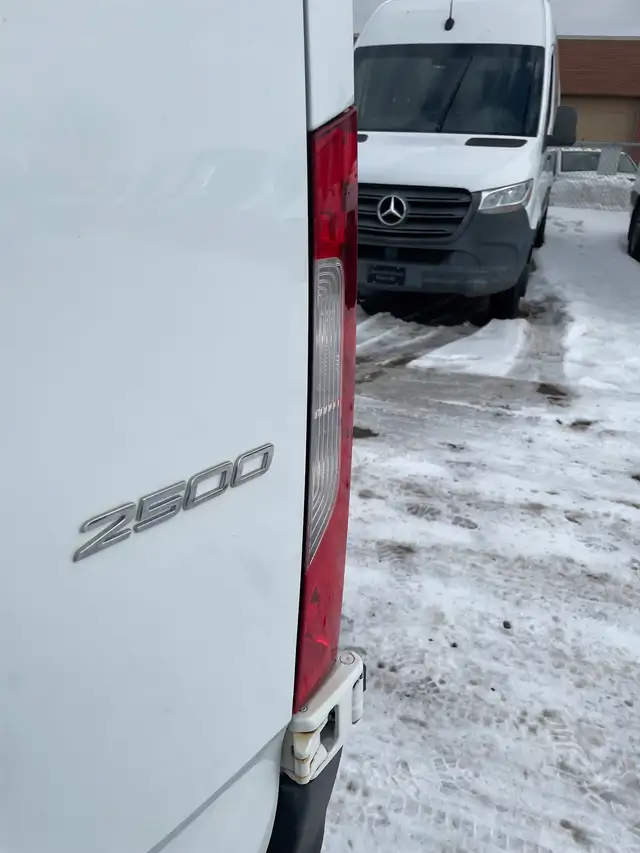 2021 Mercedes-Benz Sprinter Standard Roof - Photo 9