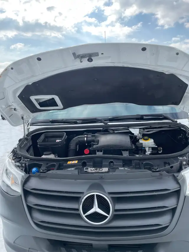 2021 Mercedes-Benz Sprinter Standard Roof - Photo 18