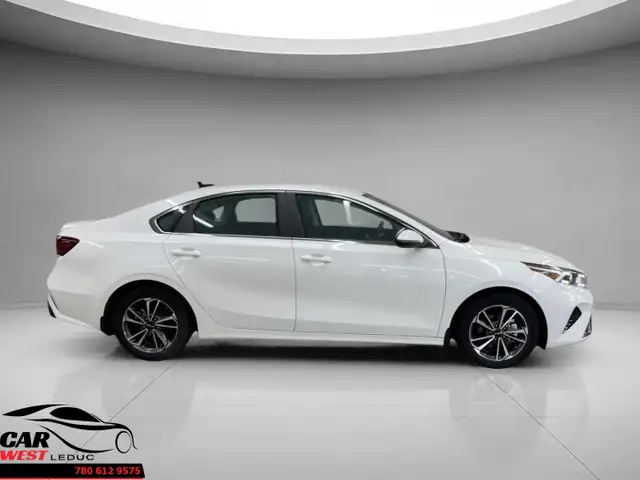 Kia Forte EX 2023 - Photo 2