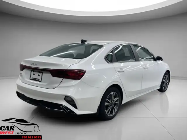 Kia Forte EX 2023 - Photo 3