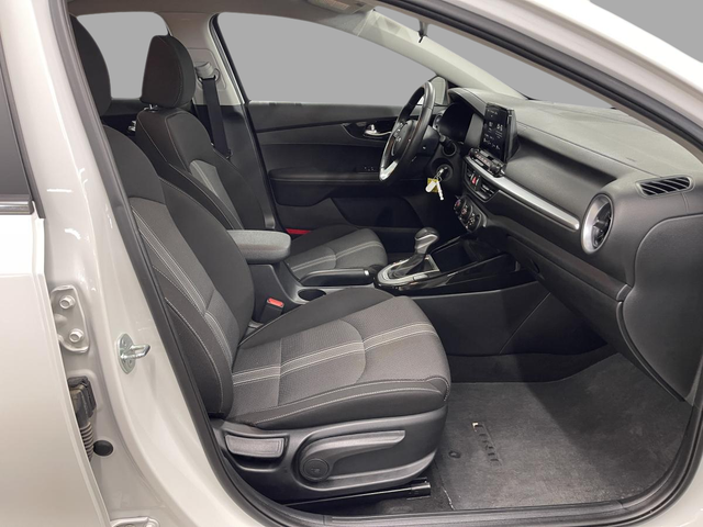 Kia Forte EX 2023 - Photo 13