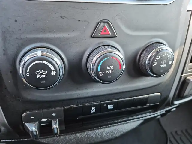 2023 RAM 1500 Classic SLT SLT | 4x4 Crew Cab 5'7' Box - Photo 13