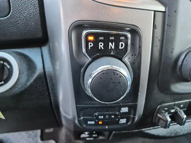 2023 RAM 1500 Classic SLT SLT | 4x4 Crew Cab 5'7' Box - Photo 16