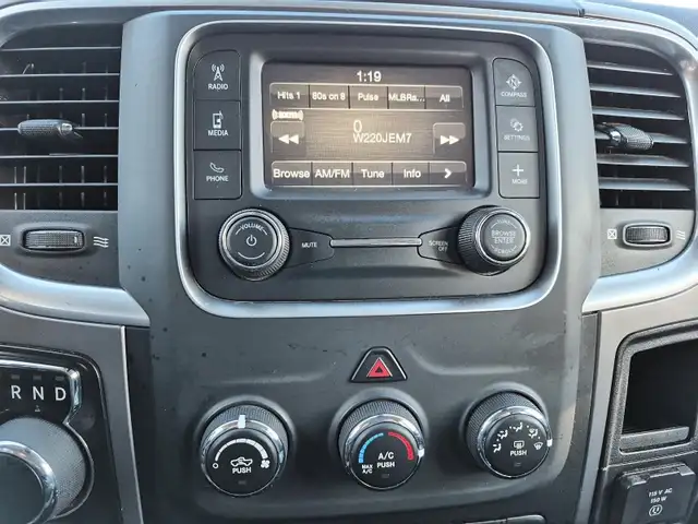 2023 RAM 1500 Classic SLT SLT | 4x4 Crew Cab 5'7' Box - Photo 21