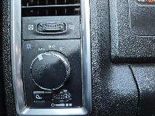 2023 RAM 1500 Classic SLT SLT | 4x4 Crew Cab 5'7' Box - Photo 24