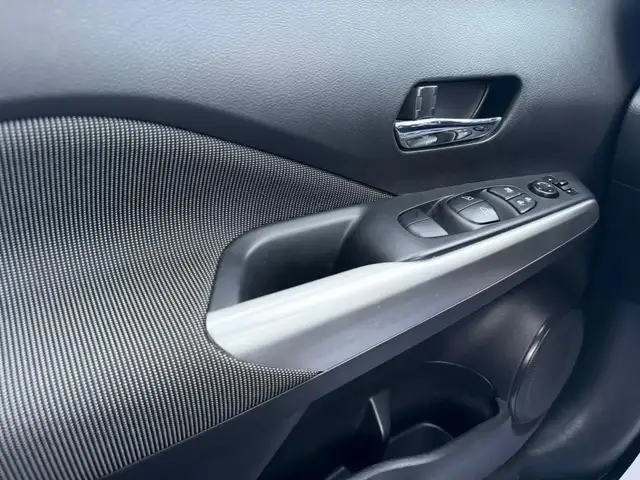 2020 Nissan Kicks SV - Photo 23