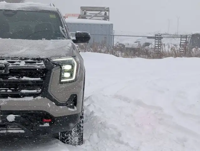 2026 GMC Terrain AWD AT4- Trailering Pkg - Convenience Pkg - Photo 5