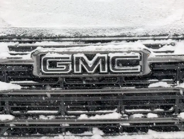 2026 GMC Terrain AWD AT4- Trailering Pkg - Convenience Pkg - Photo 8