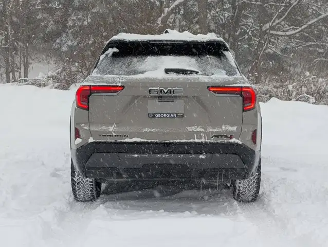 2026 GMC Terrain AWD AT4- Trailering Pkg - Convenience Pkg - Photo 10