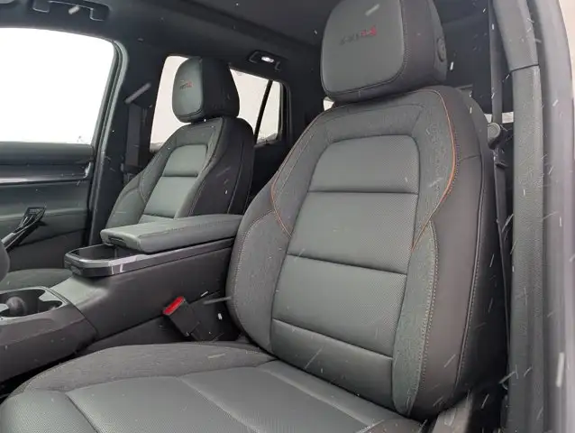 2026 GMC Terrain AWD AT4- Trailering Pkg - Convenience Pkg - Photo 31