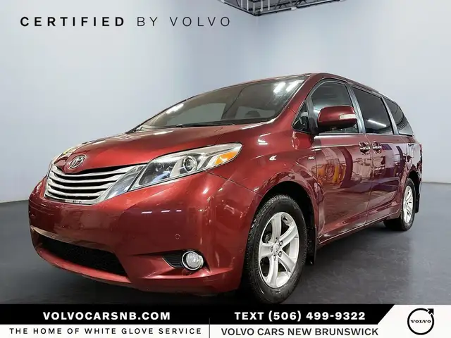 2017 Toyota Sienna XLE | Tri-Zone Climate | 7 Passenger |