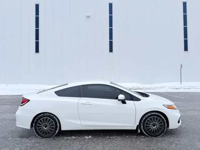 2015 Honda Civic Coupe Auto, FWD, 1.8L 4cyl, Gas - Photo 9