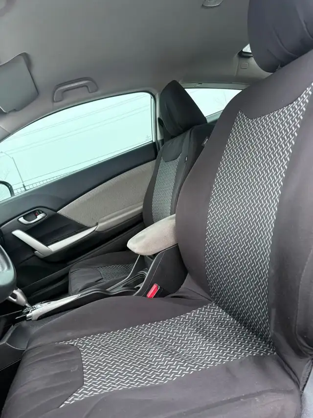 2015 Honda Civic Coupe Auto, FWD, 1.8L 4cyl, Gas - Photo 10