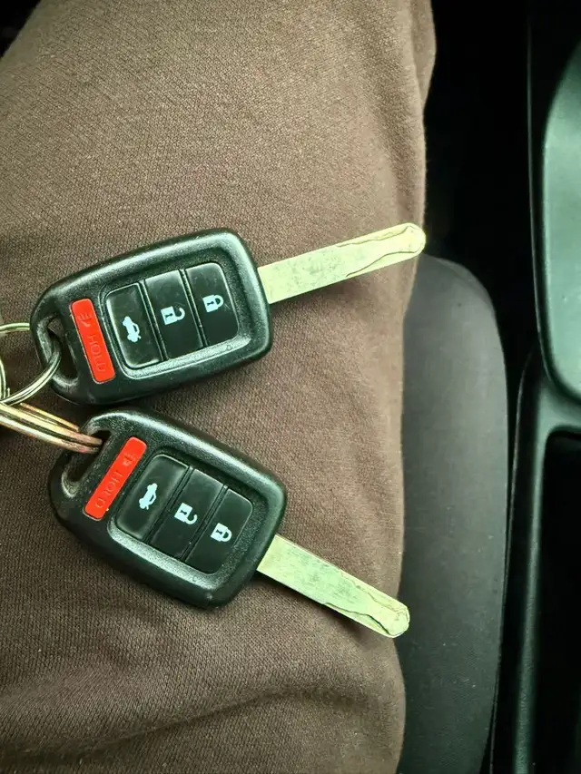 2015 Honda Civic Coupe Auto, FWD, 1.8L 4cyl, Gas - Photo 11