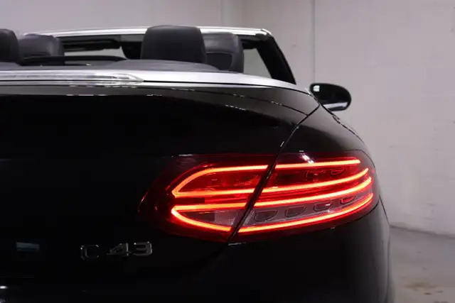 2018 Mercedes-Benz C-Class AMG C 43 4MATIC Cabriolet - Photo 11