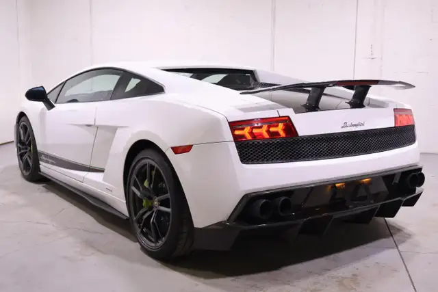 2010 Lamborghini Gallardo LP570-4 Superleggera - Photo 3
