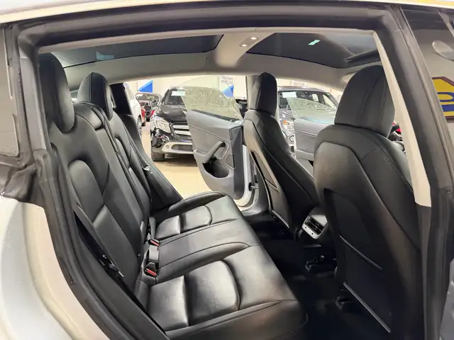 2018 Tesla Model 3 Long Range RWD - BLUETOOTH - NAVI - BACKUP CA - Photo 11