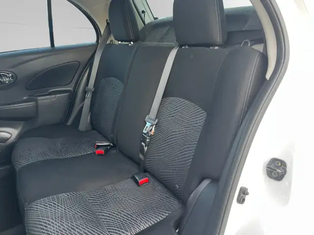 2015 Nissan Micra SR | CLEAN CARFAX | BACK-UP CAM | HEATED MIRRO - Photo 13