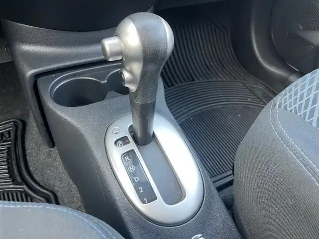 2015 Nissan Micra SR | CLEAN CARFAX | BACK-UP CAM | HEATED MIRRO - Photo 19