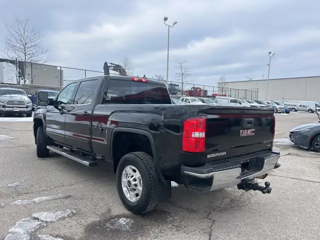 2017 GMC SIERRA 2500HD 4WD Crew Cab 153.7 SLE 6.0L V8 Gas 6.75 F - Photo 5