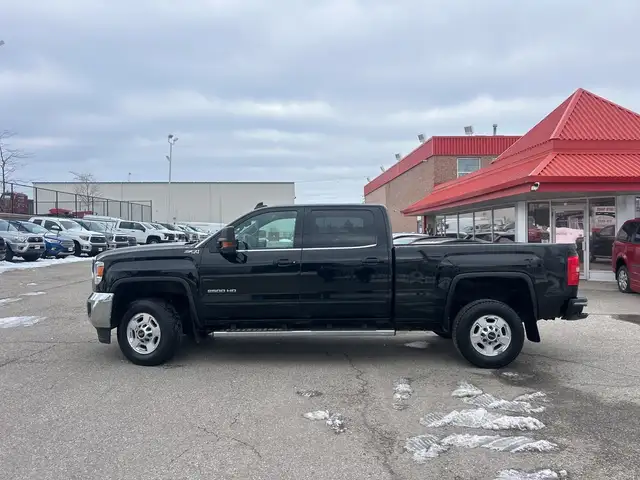 2017 GMC SIERRA 2500HD 4WD Crew Cab 153.7 SLE 6.0L V8 Gas 6.75 F - Photo 6